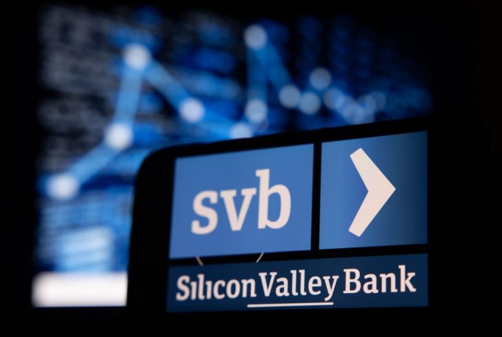 silicon valley bank stock
